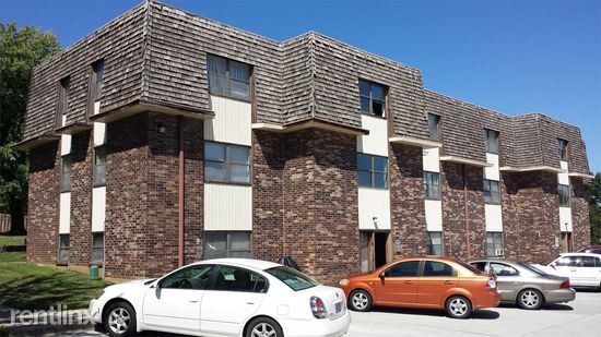 Building Photo - 10 N Poe St