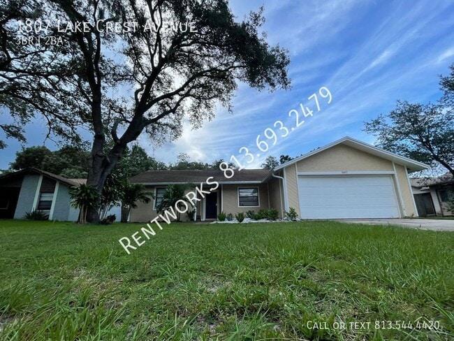 Photo - 1807 Lakecrest Ave House