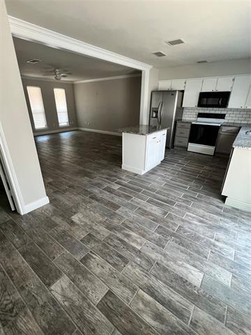 Building Photo - 1001 Roky Ct