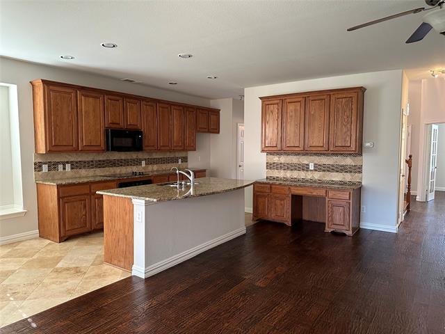 Building Photo - 11703 Stephenville Dr