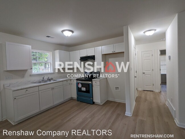 Building Photo - 4 br, 2 bath House - 3395 Starsdale St