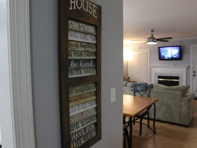 Foto del edificio - 2106 Trailridge Ct