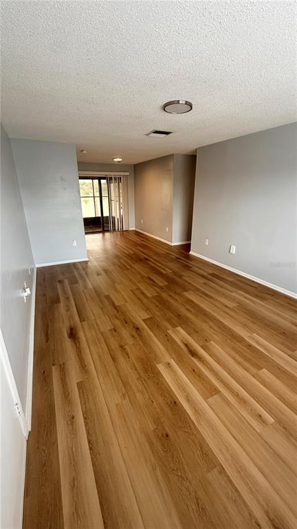 Foto del edificio - 1920 E Edgewood Dr