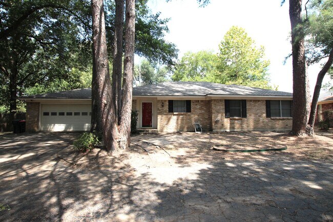 Foto del edificio - Coming Soon! Charming 3 Bedroom, 2 Bathroom Home in South Tyler!
