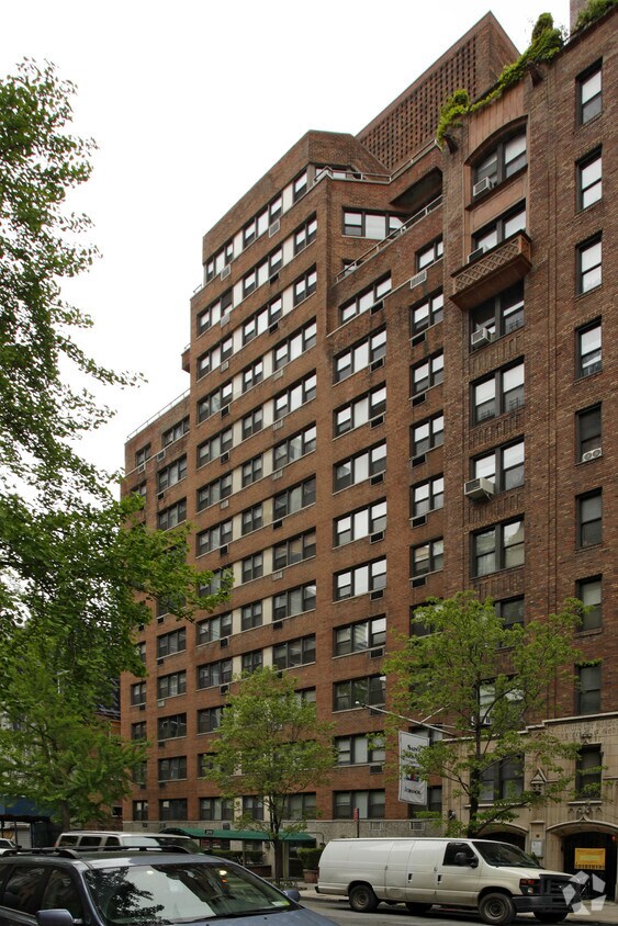 E. 307 50th ¡alejado - 307 E 50th St