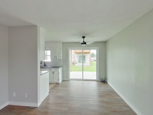 Foto del edificio - 254 N Acadia St
