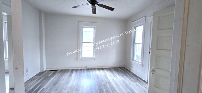 Foto del edificio - 331 W North St