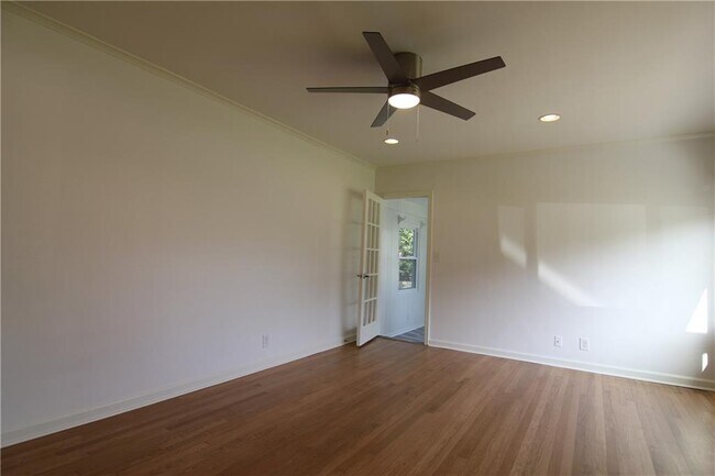 Foto del edificio - 1482 Dresden Dr NE