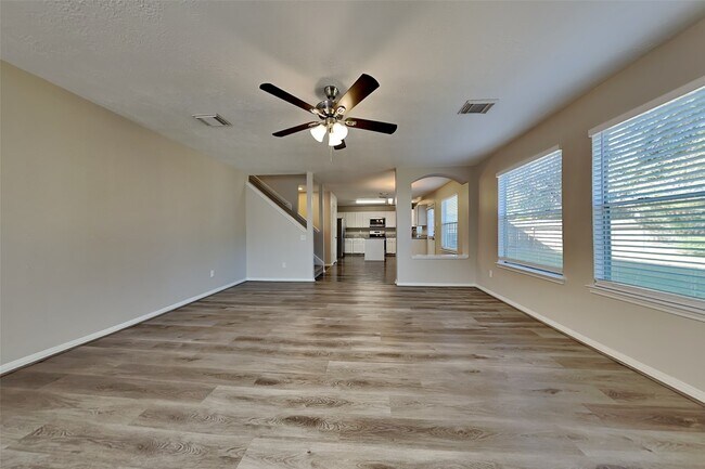 Foto del edificio - 31110 Silver Village Dr