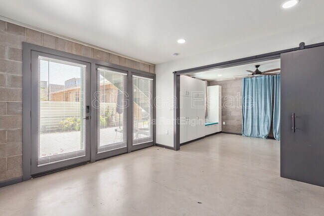 Foto del edificio - 129 N 11th Ave