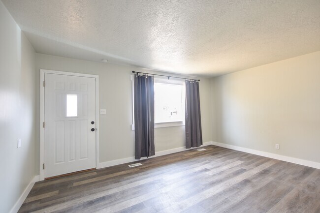 Building Photo - 5125 S 1250 W