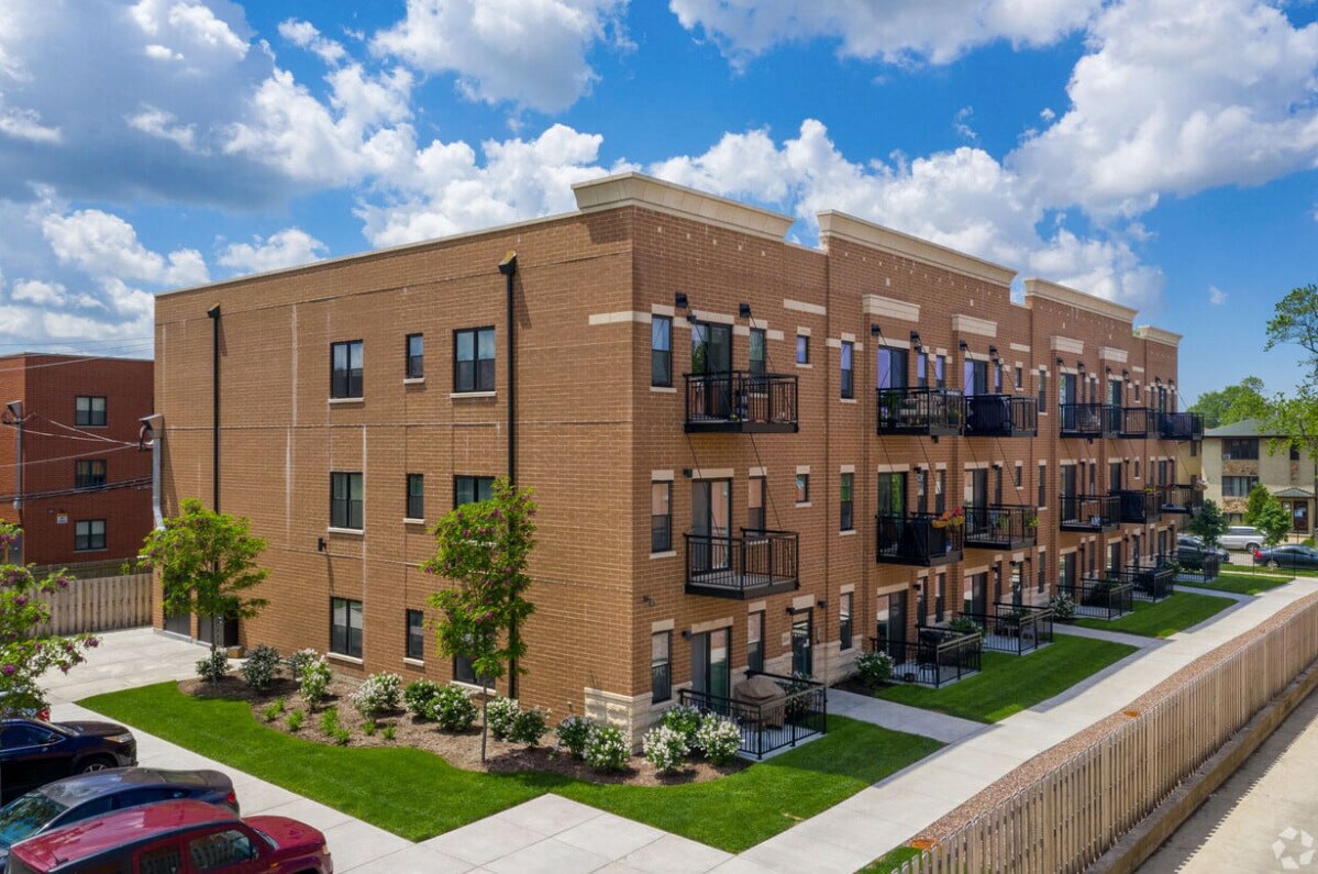 2829 N Natoma Ave Unit 300, Chicago, IL 60634 Condo for Rent in