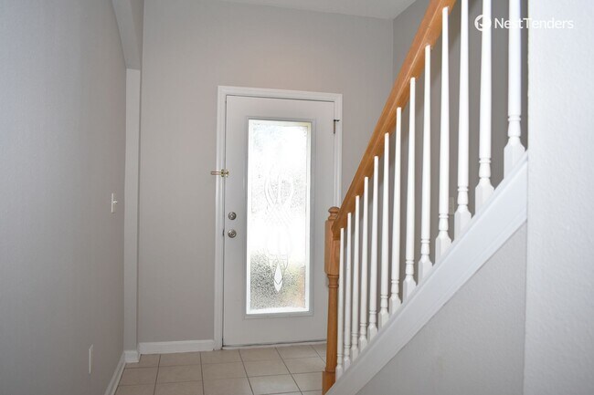 Foto del edificio - Three Bedroom in Cambridge at Oak Leaf Pla...