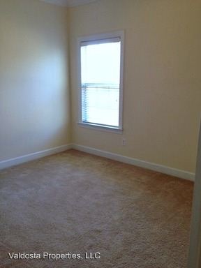 Foto del edificio - 5184 Carlton Ridge Cir