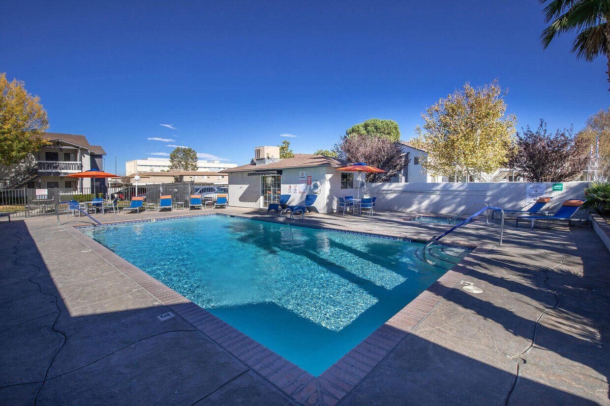 The Springs Apartments 1601 W Avenue J8 Lancaster, CA