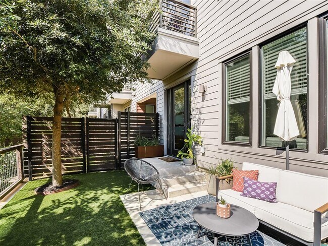 Foto del edificio - 3100 Menchaca Rd