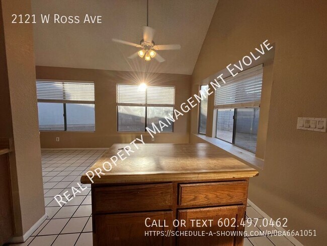 Building Photo - Two-Story Phoenix Home