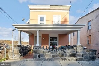 Building Photo - 131 Jefferson St