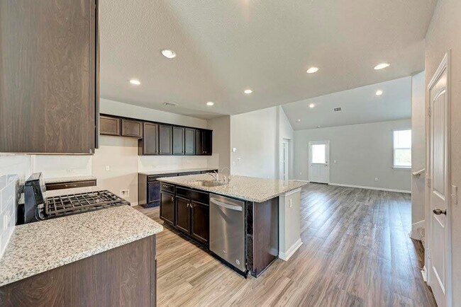 Foto del edificio - 540 Blue Sage Dr