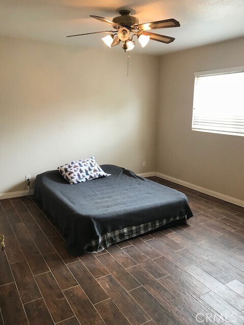 Foto del edificio - 6597 Sandy Ln