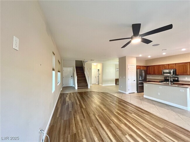 Building Photo - 10658 Little Horse Creek Ave