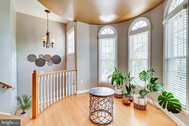 Foto del edificio - 47669 Whirlpool Square