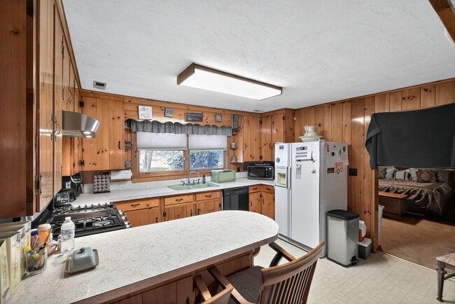Foto del edificio - 3525 E Ridge Rd