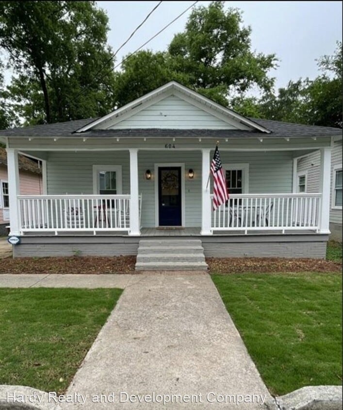 2 br, 1 bath House 604 W 10th St NE House Rental in Rome, GA