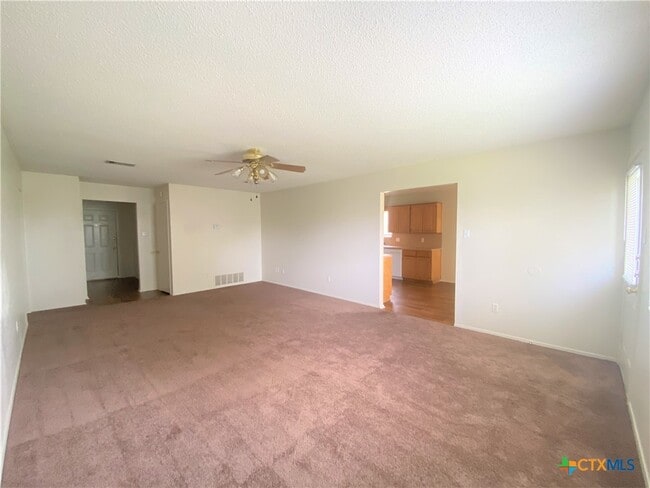 Building Photo - 4610 Stallion Dr