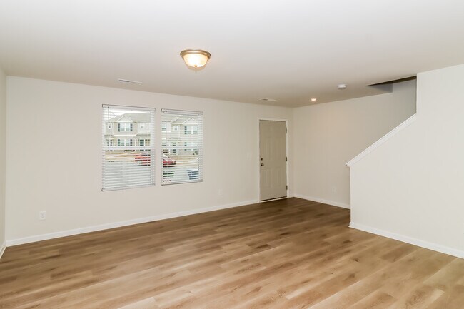 Building Photo - 299 Century Dr, Salisbury, NC