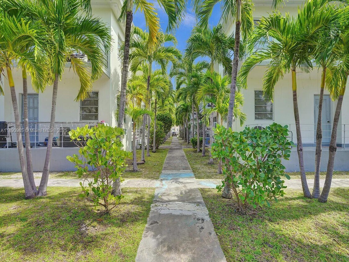 Foto principal - 4172 Chase Ave