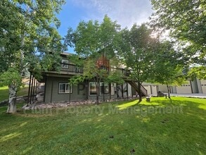 Building Photo - 15660 Sara Jo Ln