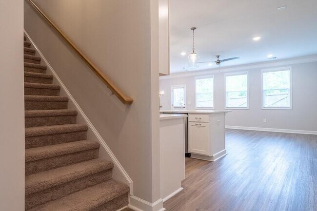 Foto del edificio - 3359 Verdi Ln