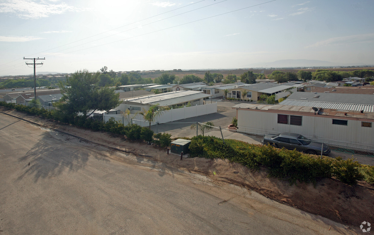 Building Photo - Murrieta Palms