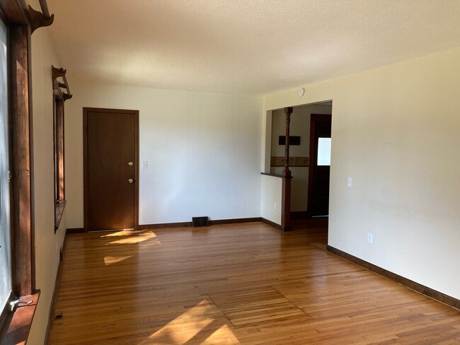 Building Photo - 24 Saint Anthony St