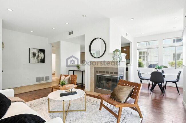Foto del edificio - 7750 Canyon Meadow Cir