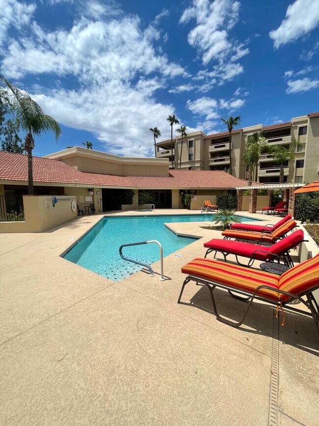 4200 N Miller Rd Unit 214, Scottsdale, AZ 85251 Condo for Rent in