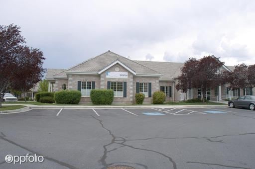 Building Photo - 518 E 800 N