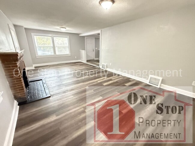 Foto del edificio - Beautiful 4 Bedroom 3 Bathroom Home in Kan...