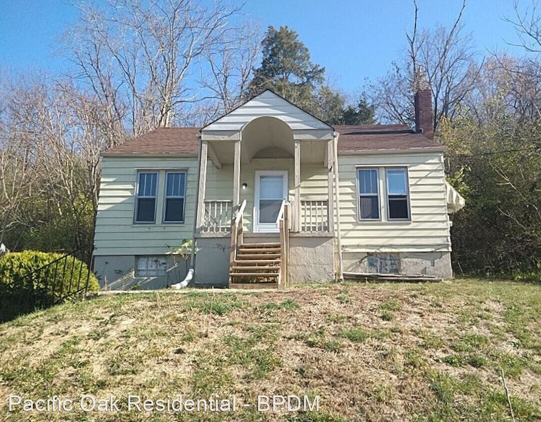 Primary Photo - 3 br, 1 bath House - 742 Greenmound Road
