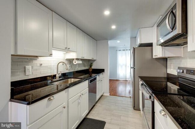 Foto del edificio - 9013 Kerrydale Ct
