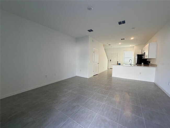 Foto del edificio - 2946 Skyline Lp