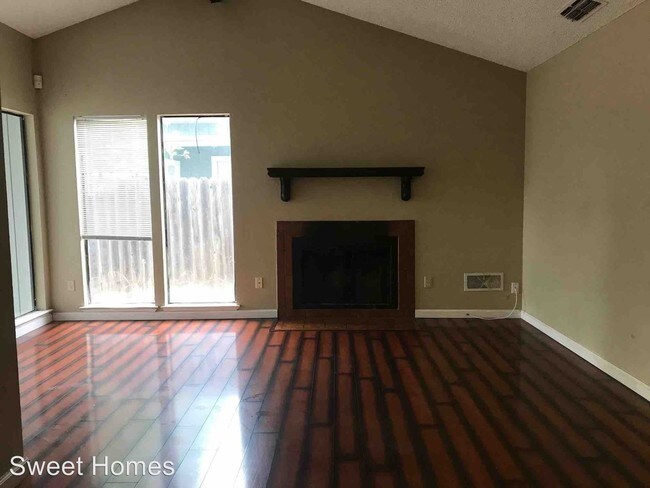 Building Photo - 7202 Willow Wind Ct