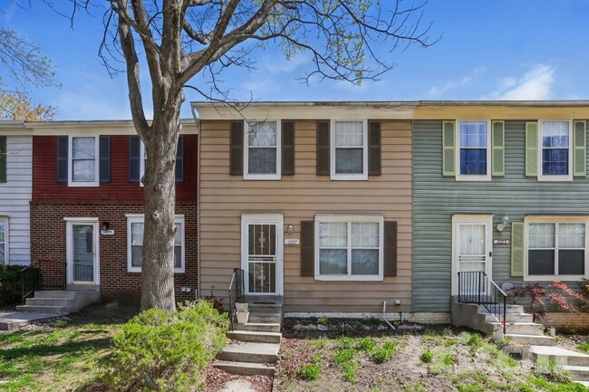 Building Photo - 1007 St Michaels Dr