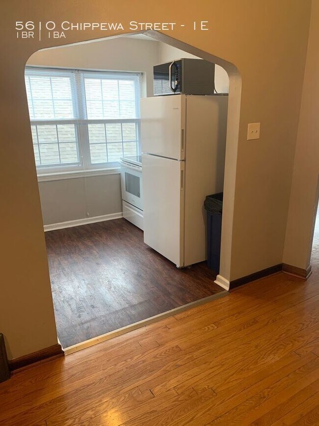 Foto del edificio - 5610 Chippewa St