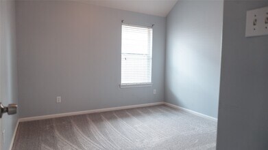 Building Photo - 12822 Ravens Chase Ln