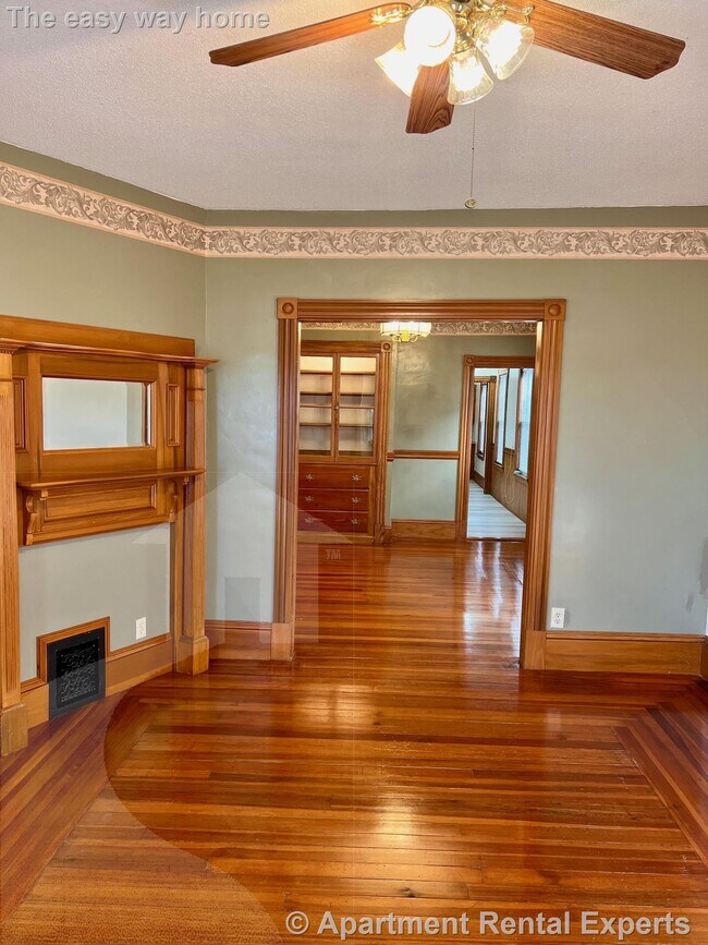 Foto del edificio - 22 Temple St