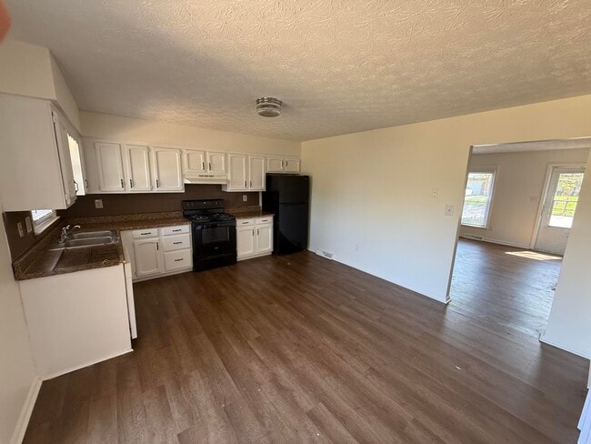 Foto del edificio - 909 Gregory Way