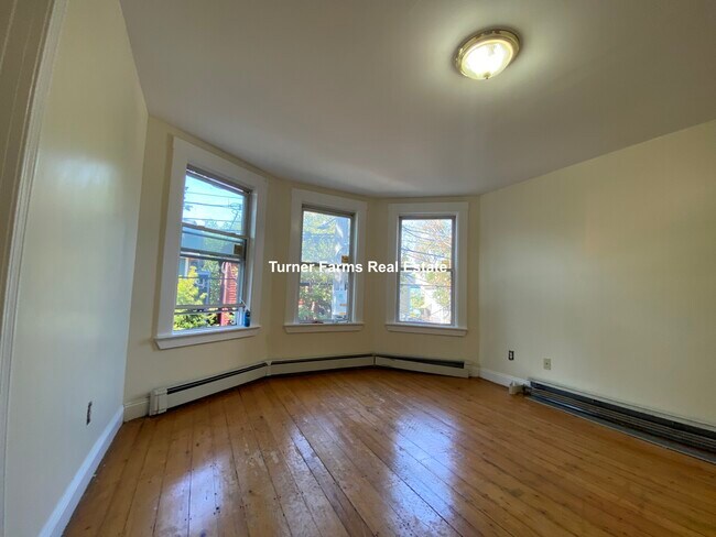 Foto del edificio - 65 Pleasant St