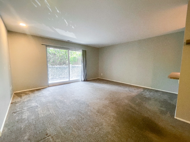 Photo - 46 Township Line Rd Apartment